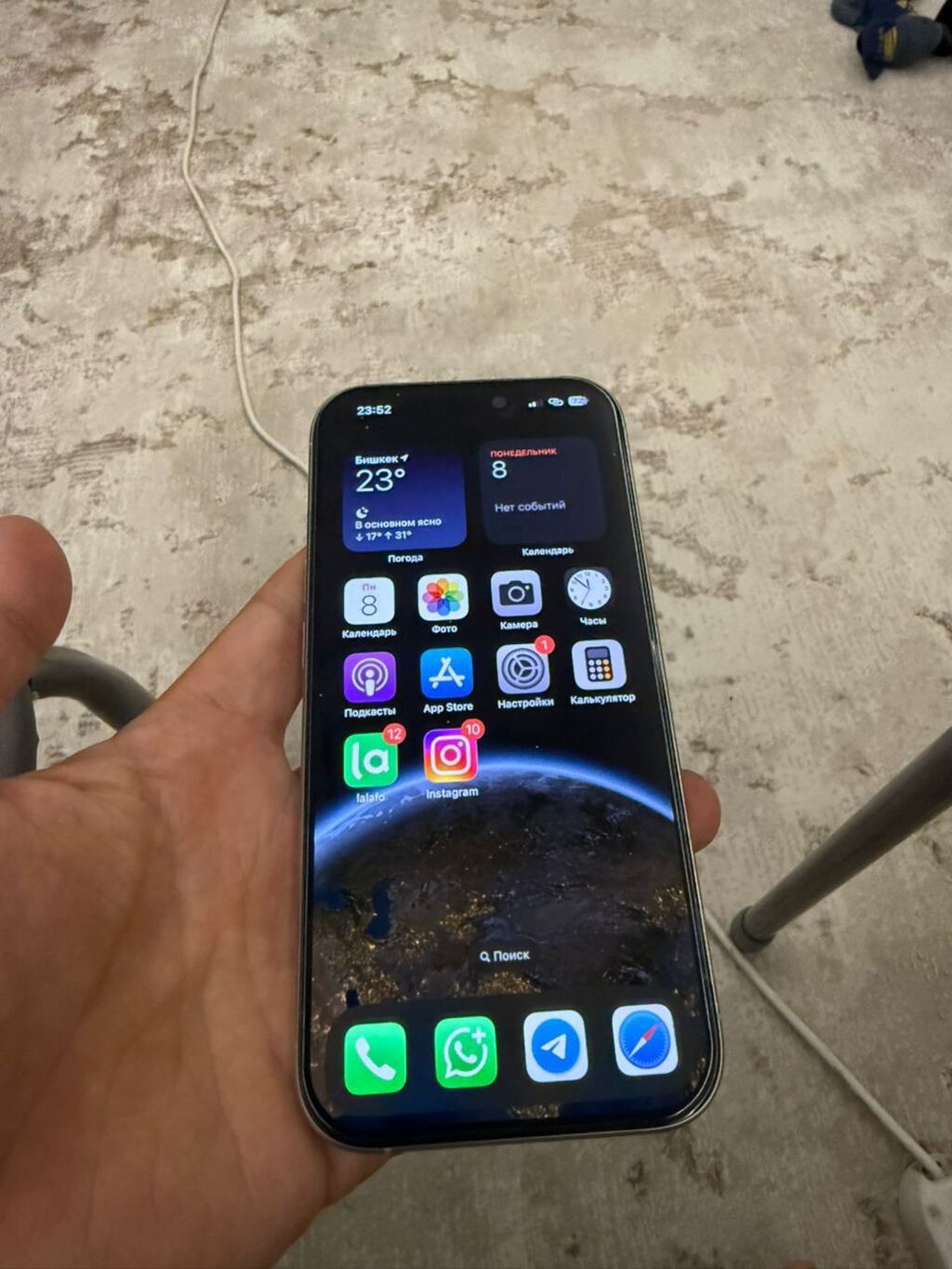 IPhone 16 Pro, Б/у, 256 ГБ, Защитное стекло, Чехол, Кабель, 100 %: фото 3