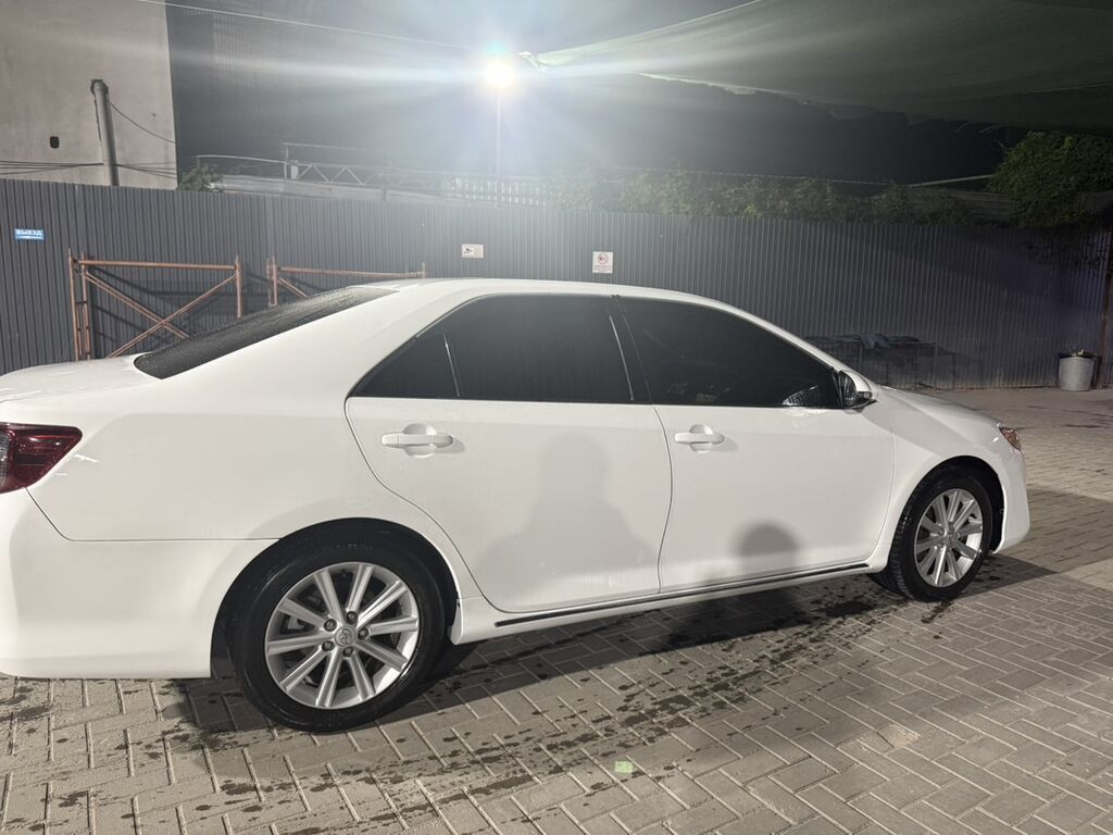 Toyota Camry: 2012 г., 2.5 л, Автомат, Бензин, Седан: фото 3