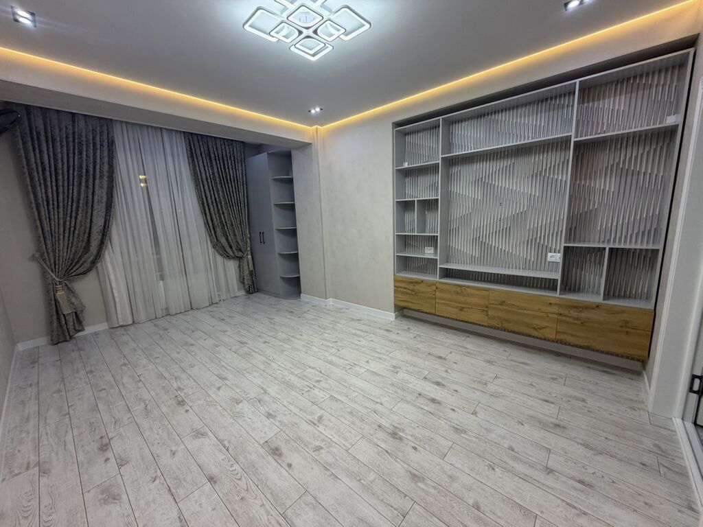 Сдам 2-комнатную квартиру 67 м² в Оше, Таатан ТЦ: фото 1