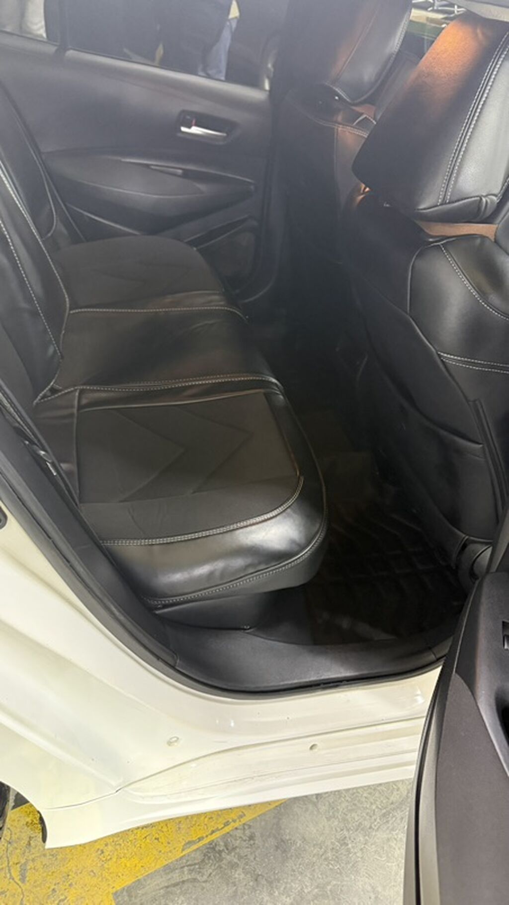 Toyota Corolla: 2019 г., 1.8 л, Автомат, Бензин, Седан: фото 4