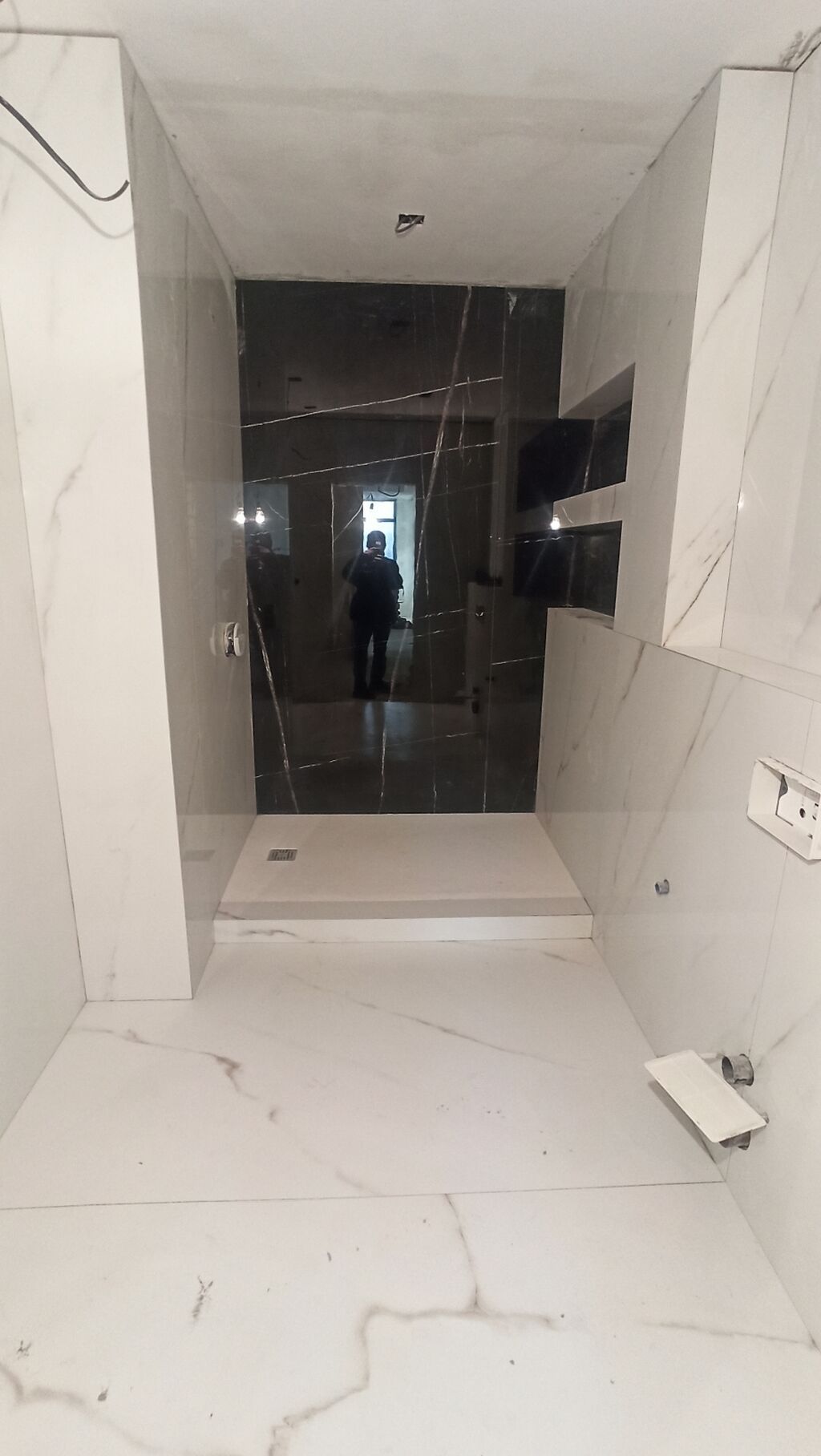 Укладка плит широкого формата, 120см x: 3500 KGS ᐈ Укладка плитки ...