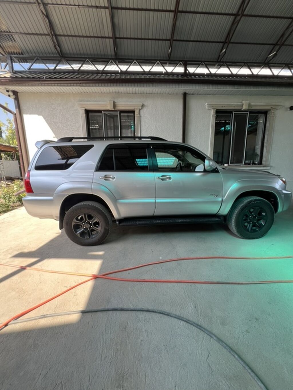 Toyota 4Runner: 2006 г., 4 л, Автомат, Газ, Внедорожник: фото 5