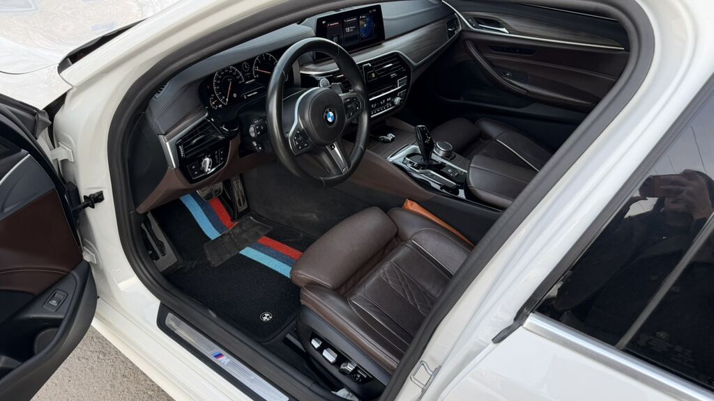 BMW 530: 2019 г., 2 л, Автомат, Бензин, Седан — фото 4