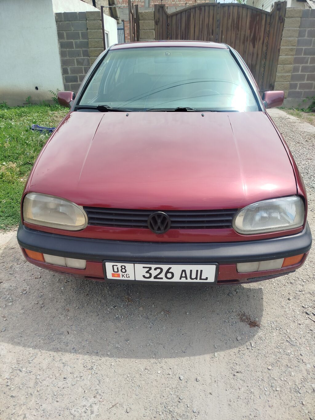 Volkswagen Golf: 1993 г., 1.8 л, Механика, Бензин, Хэтчбэк: фото 2