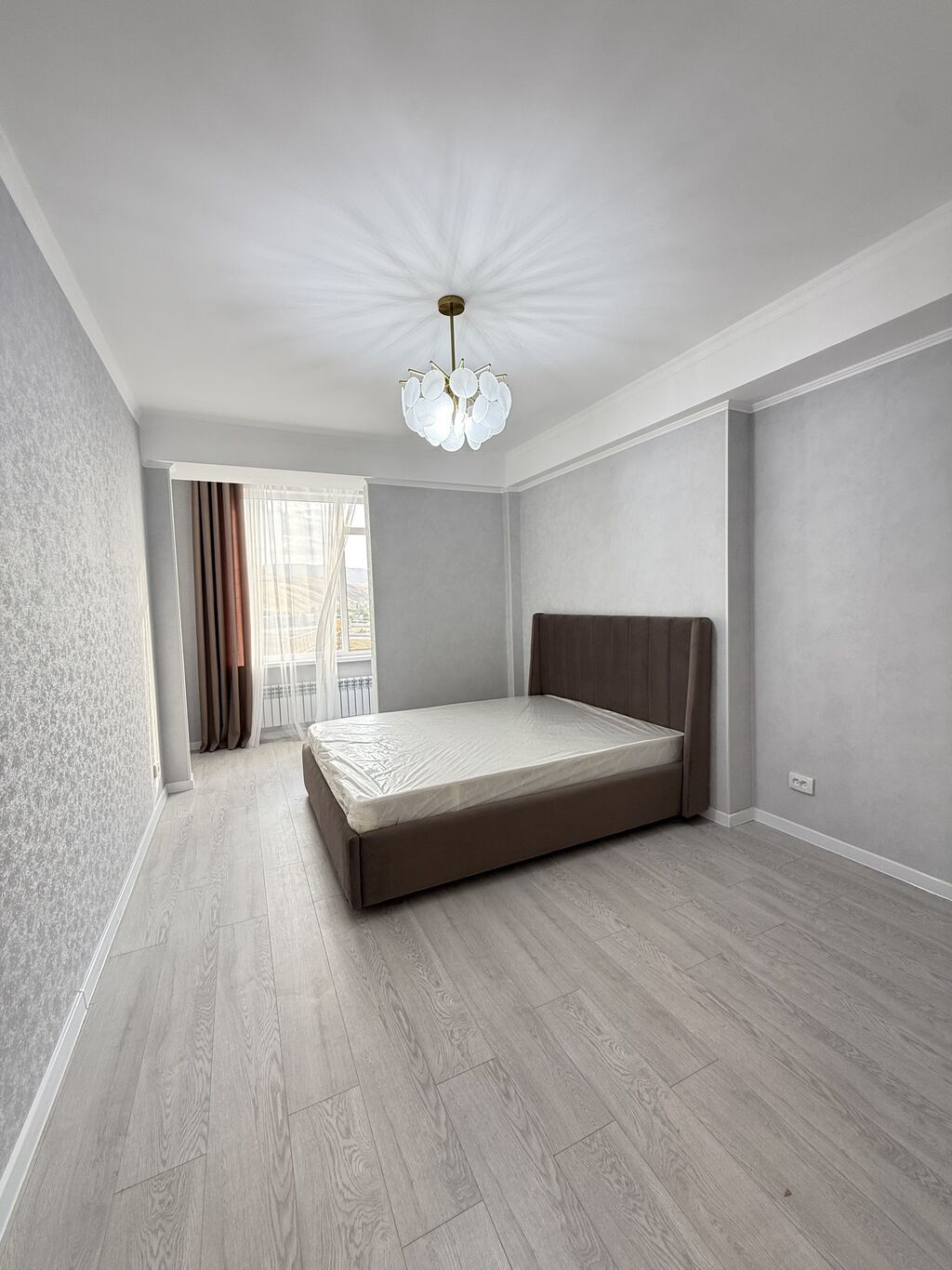 3 комнаты, 93 м², Асанбай мкр Элитка, 9 этаж, Евроремонт: фото 3