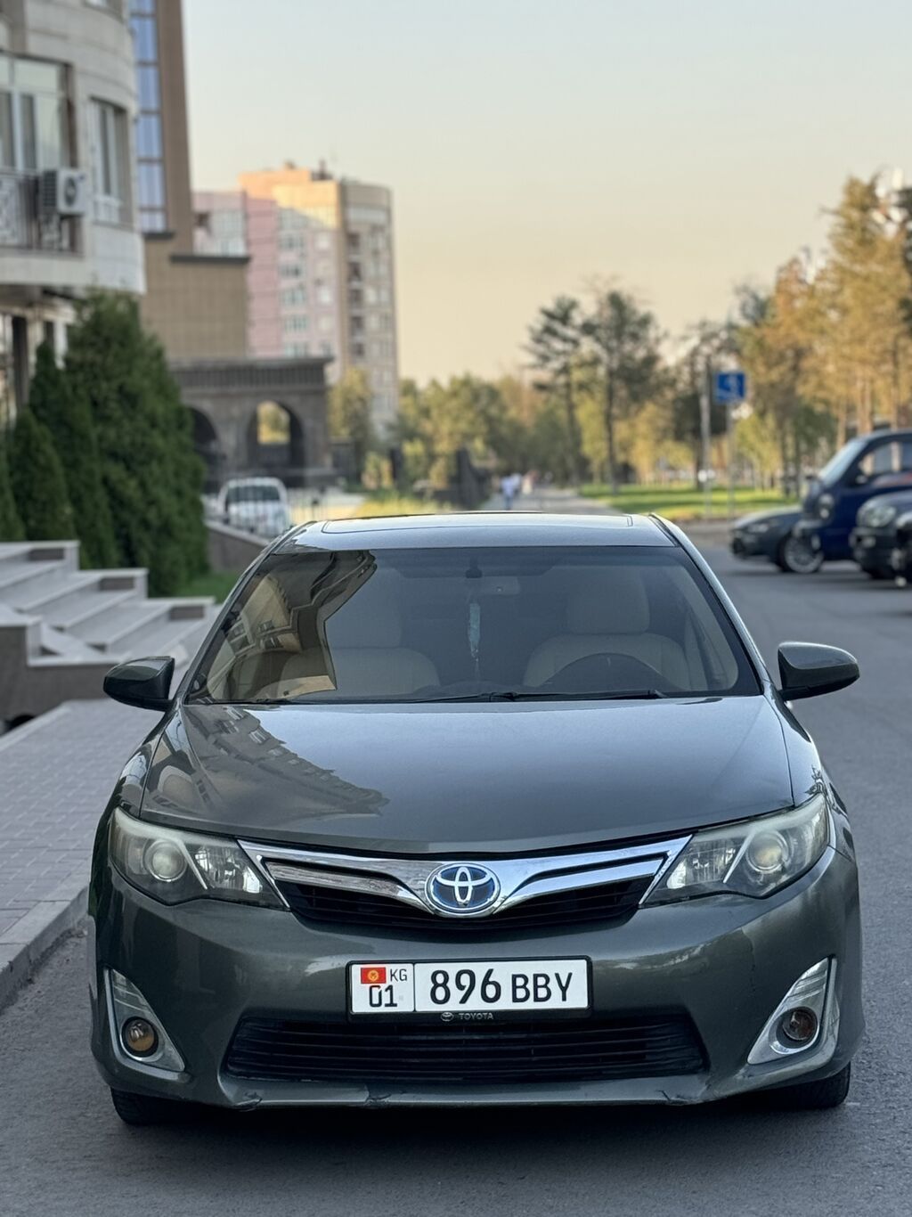Toyota Camry: 2012 г., 2.5 л, Вариатор, Гибрид, Седан: фото 3