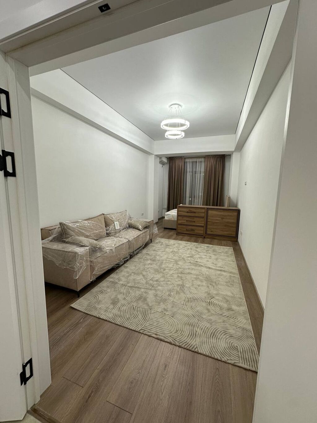 1 комната, 56 м², Асанбай мкр Элитка, 11 этаж, Свежий ремонт: фото 2