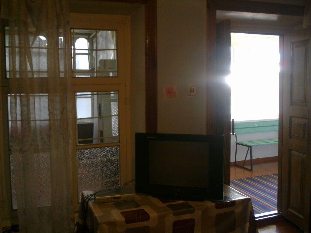 110 kv. m, 3 otaqlı, Kanalizasiya, Qaz, Su