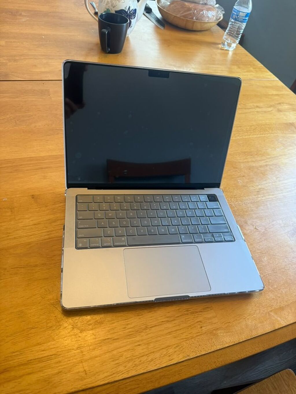 Apple MacBook M1 Pro Характеристики и особенности: MacBook pro m1