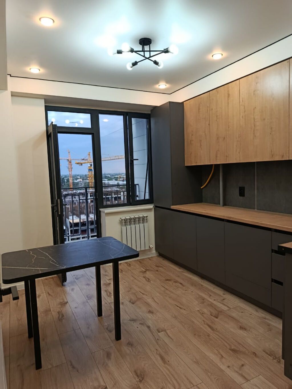 2 комнаты, 41 м², Дордой Моторс рынок Элитка, 8 этаж, Дизайнерский ремонт: фото 1