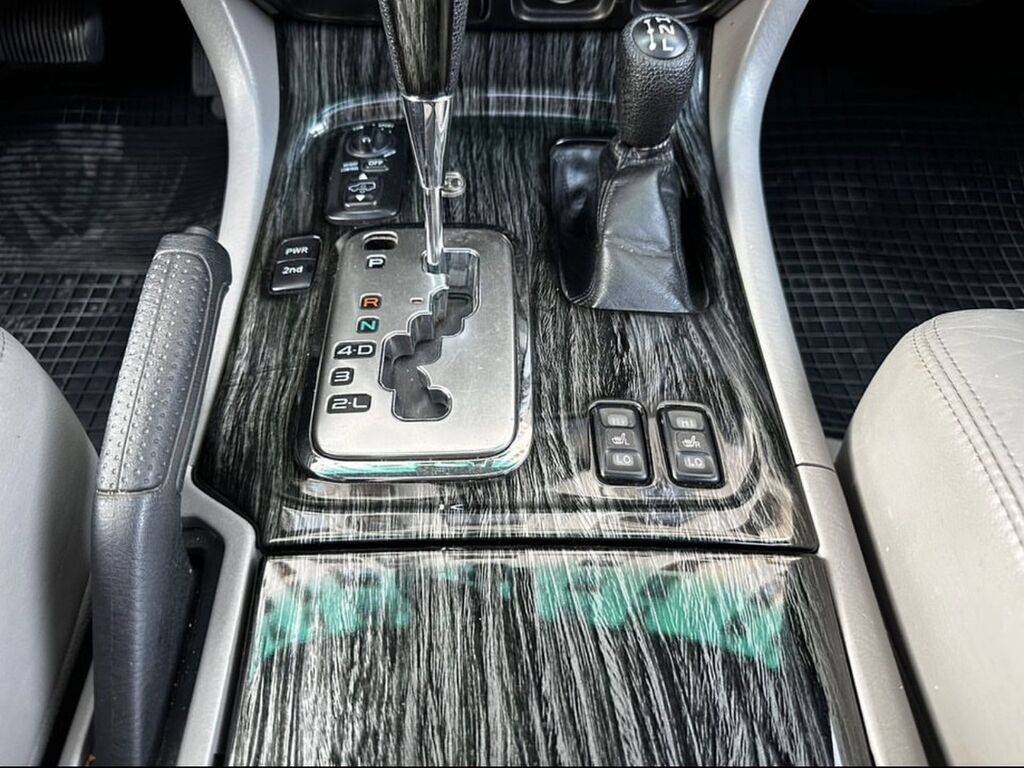Lexus LX: 2007 г., 4.7 л, Автомат, Бензин, Внедорожник: фото 8