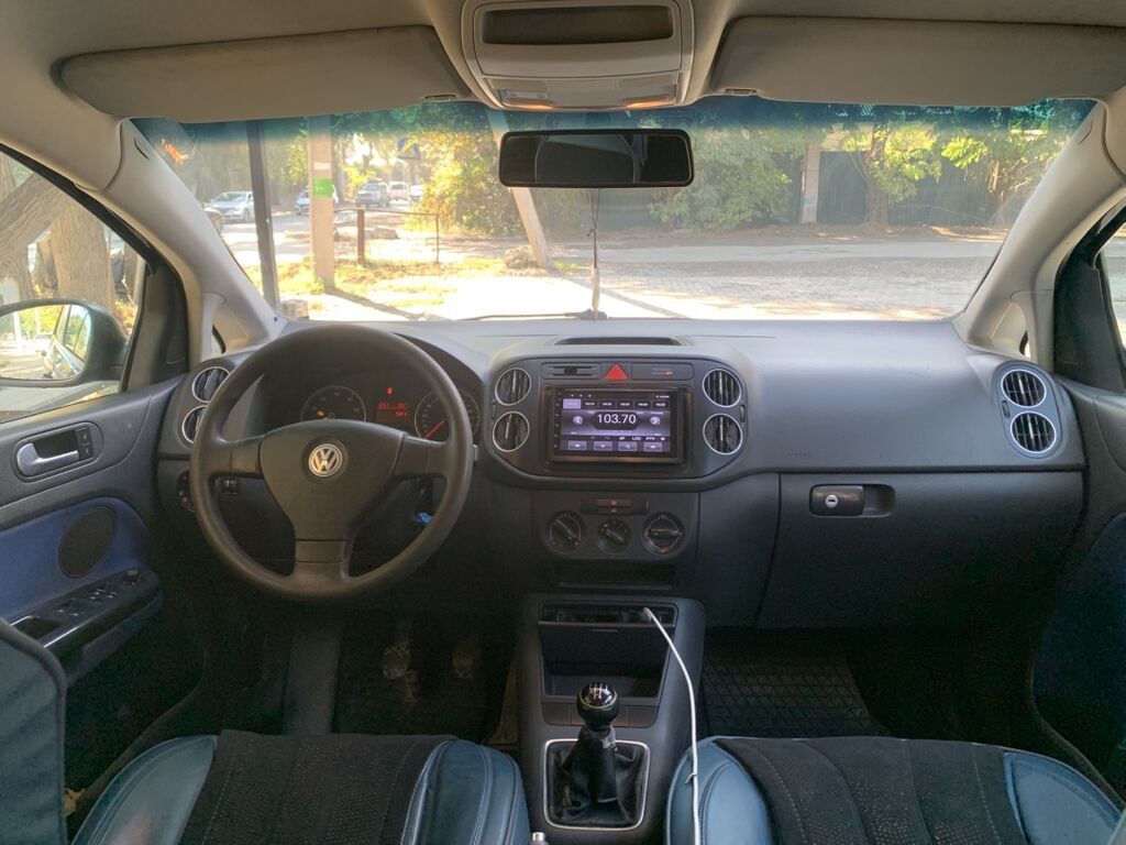 Volkswagen Golf Plus: 2008 г., 1.6 л, Механика, Бензин, Хэтчбэк: фото 7