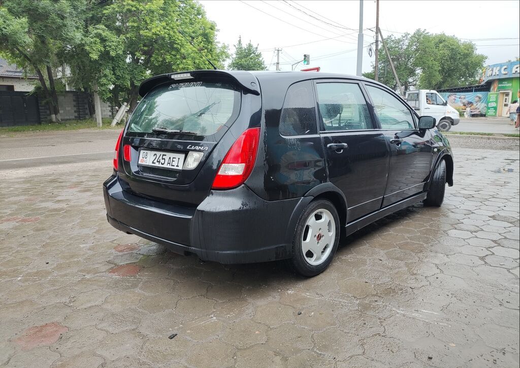 Suzuki Liana: 2003 г., 1.6 л, Механика, Бензин, Хэтчбэк: фото 3