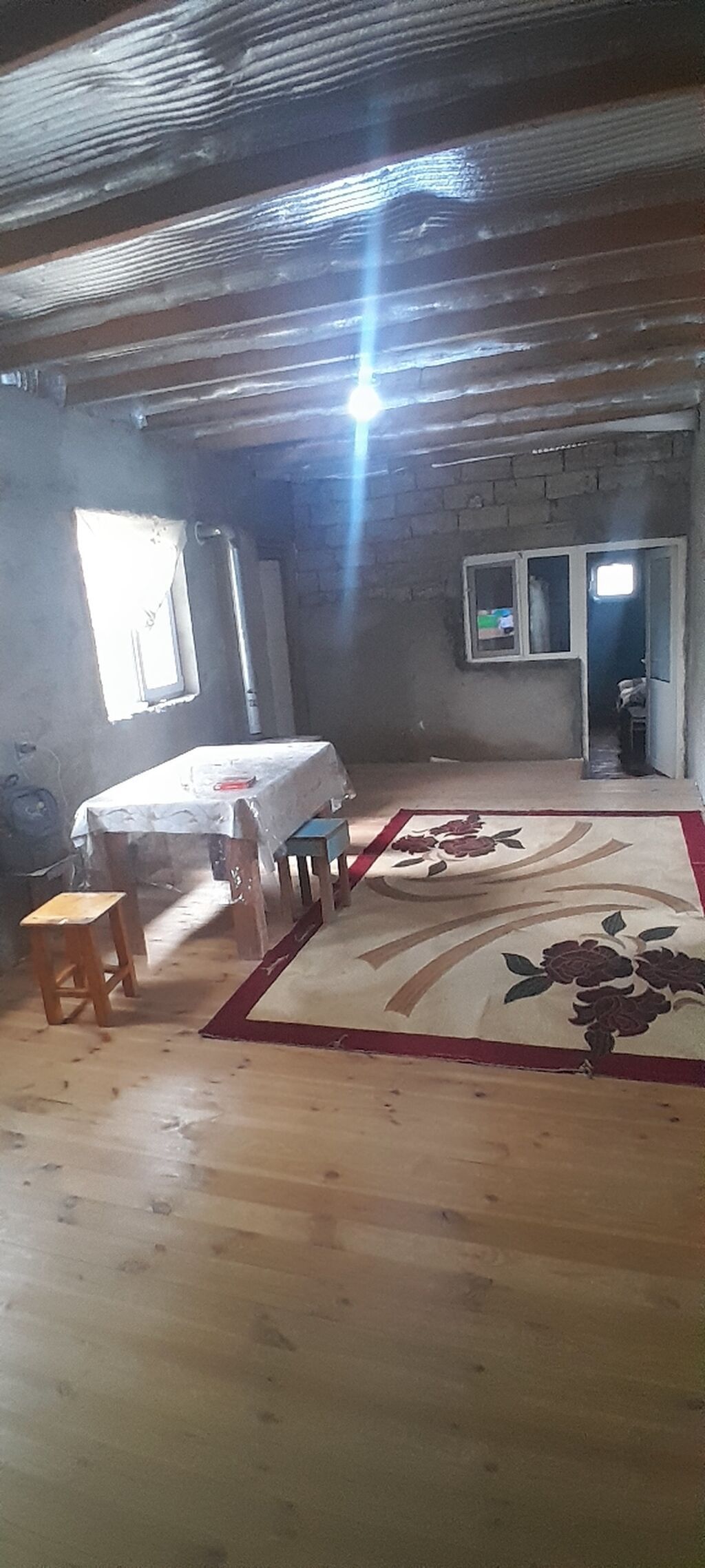 Dübəndi 3 otaqlı, 100 kv. m, Orta təmir