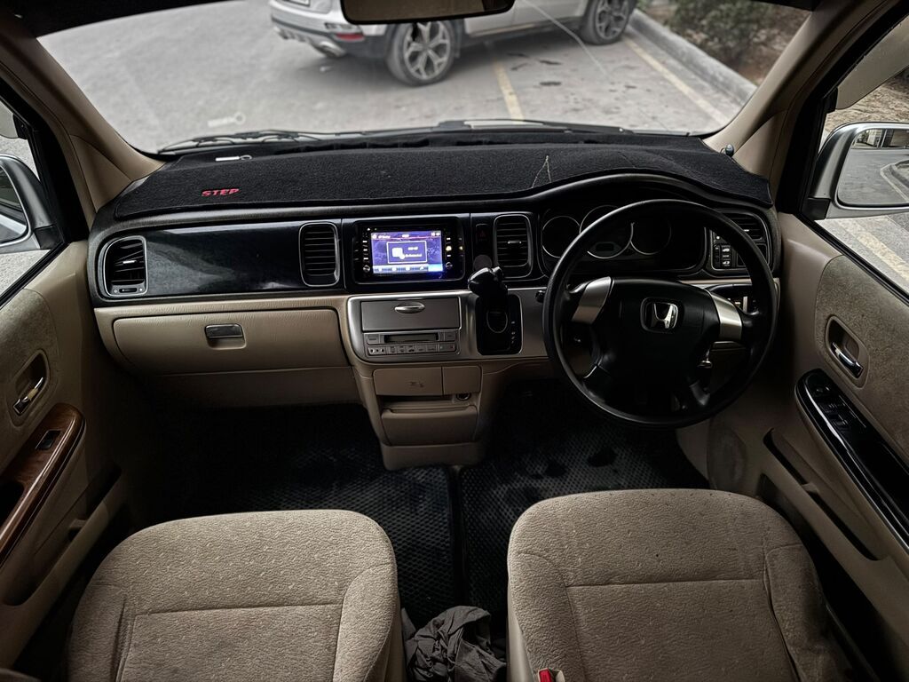 Honda Stepwgn: 2003 г., 2 л, Автомат, Бензин, Минивэн: фото 8
