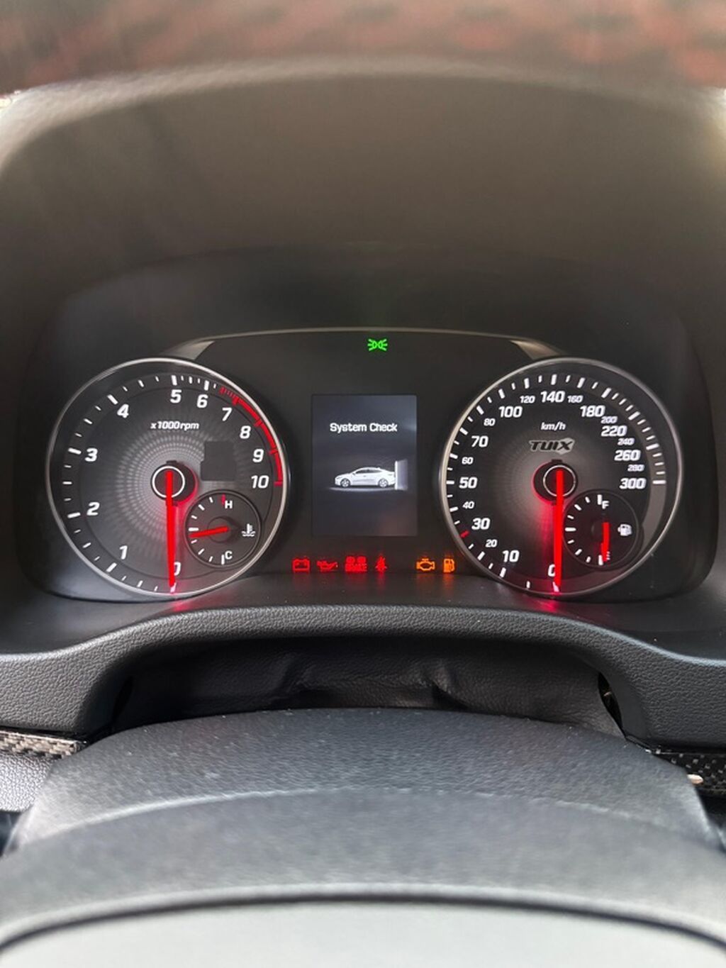 Hyundai Avante: 2018 г., 1.6 л, Механика, Бензин, Седан: фото 4
