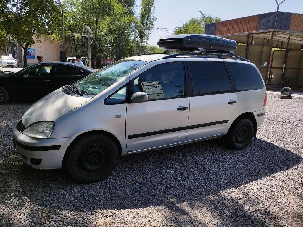 Ford Galaxy: 2002 г., 2.3 л, Механика, Бензин, Минивэн: фото 8