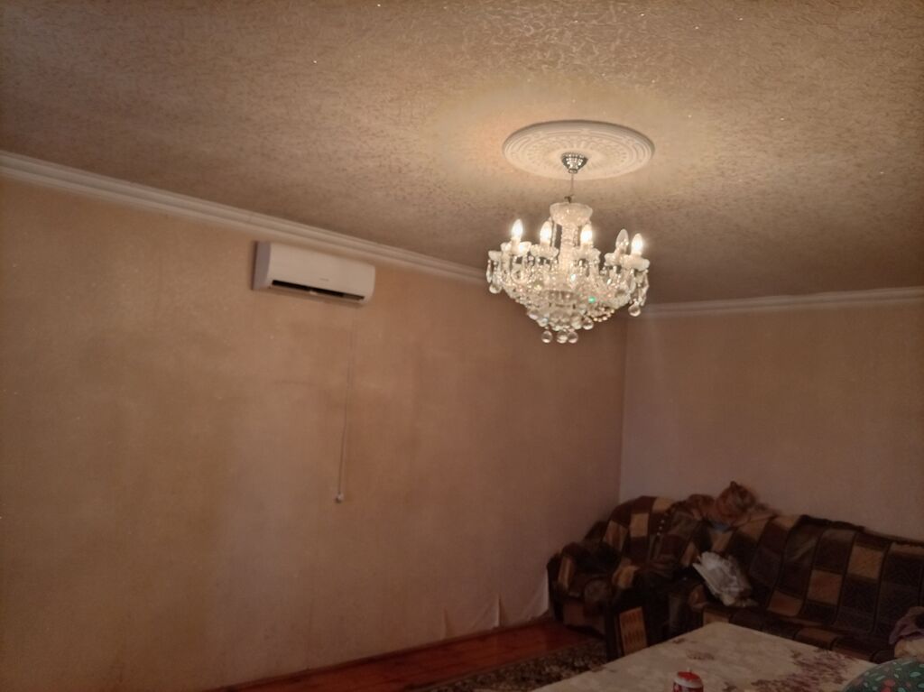 Satılır: Həyətli ev - Plan: biri geniş olmaqla 3 otaq, dəhliz, ayrıca