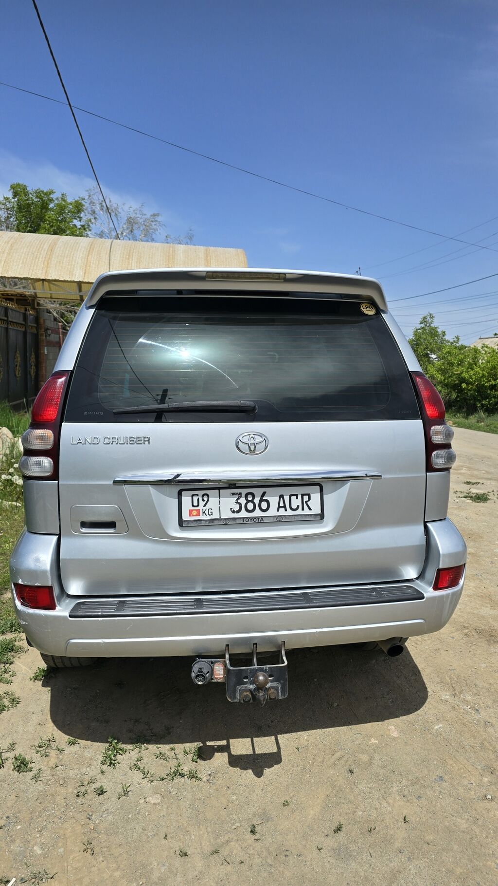 Toyota Land Cruiser Prado: 2005 г., 4 л, Автомат, Газ, Внедорожник: фото 2