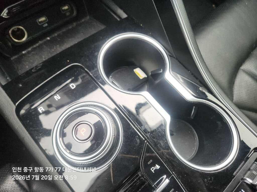 Kia K5: 2023 г., 2 л, Автомат, Гибрид, Седан: фото 3