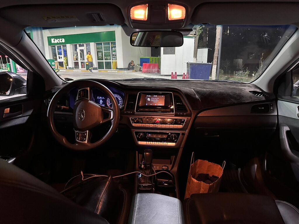 Hyundai Sonata: 2019 г., Автомат, Бензин, Седан: фото 6