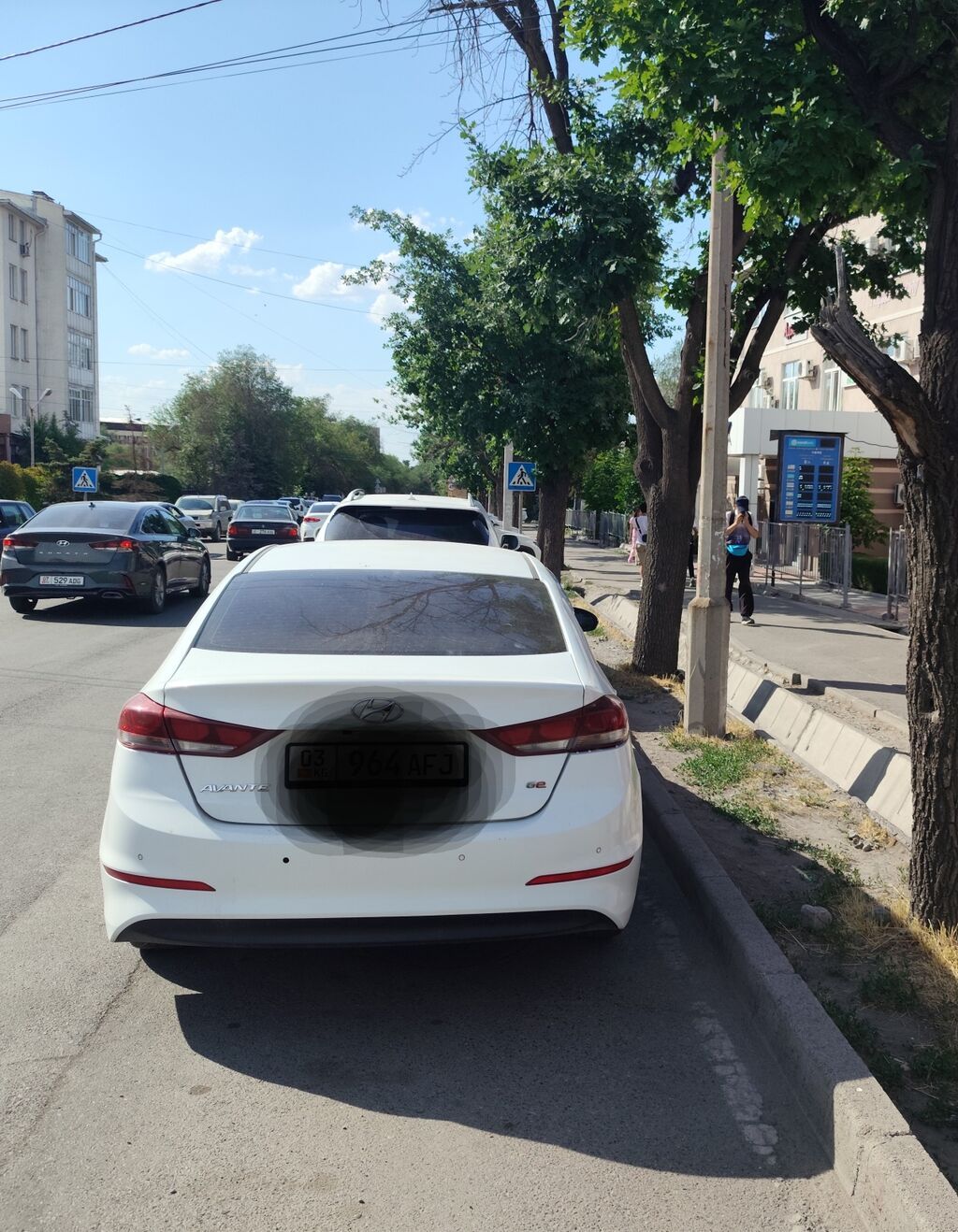 Hyundai Avante: 2016 г., 1.6 л, Автомат, Дизель, Седан: фото 3