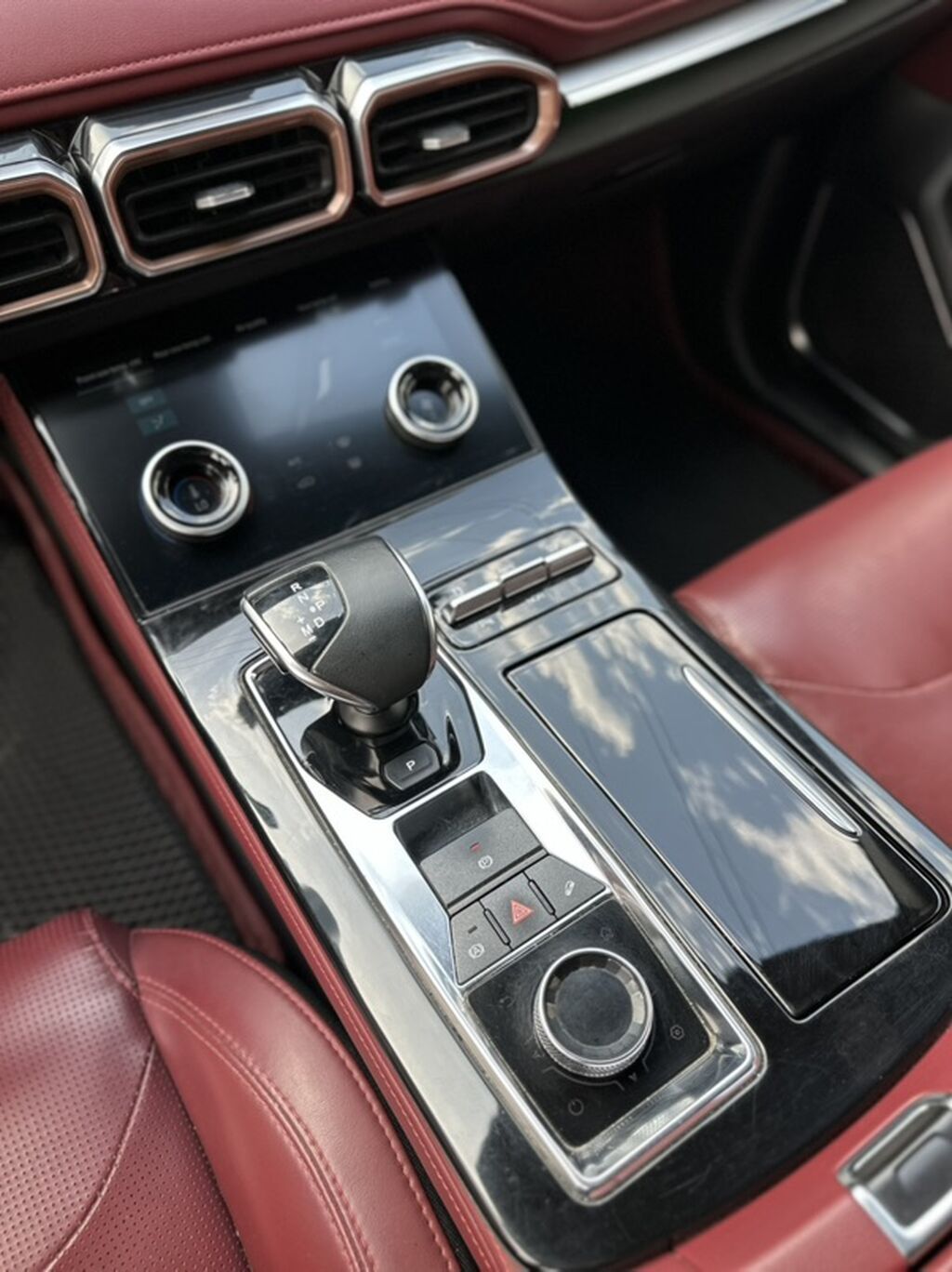 Jetour X70 Plus: 2023 г., 1.5 л, Автомат, Бензин, Кроссовер: фото 7