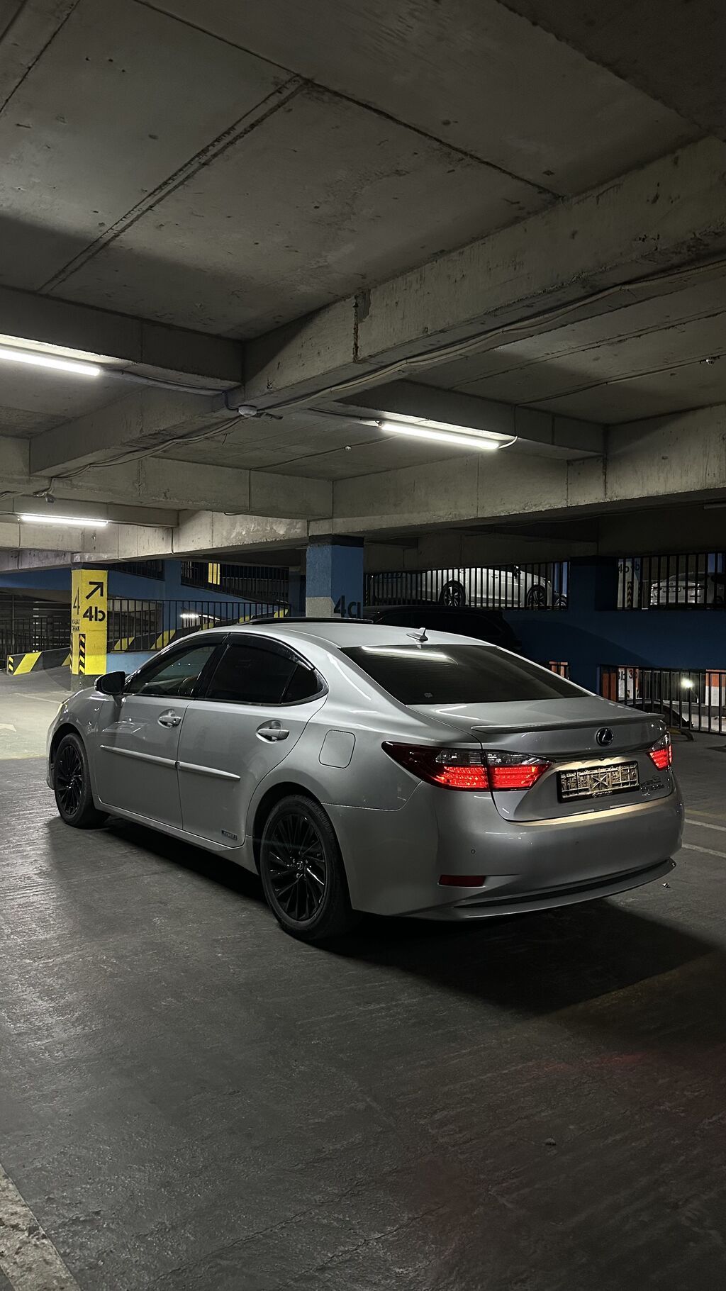 Lexus ES: 2013 г., 2.5 л, Вариатор, Гибрид, Седан: фото 4