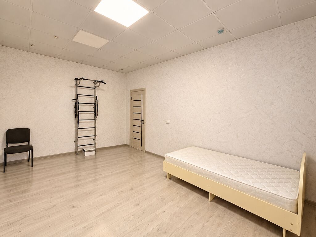 3 комнаты, 72 м², Кок-Жар ж/м 106 серия улучшенная, 1 этаж, Евроремонт: фото 3