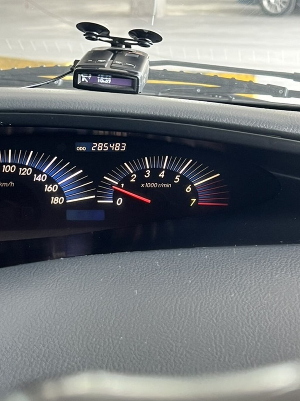 Toyota Estima: 2003 г., 2.4 л, Газ, Минивэн: фото 7