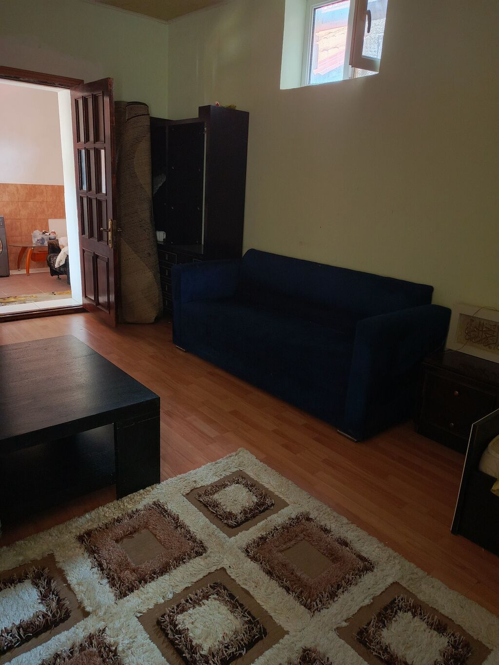 1 otaqlı ev (studiyo tərzli) – mebellə - Otaq: geniş zal/otaq, qonaq