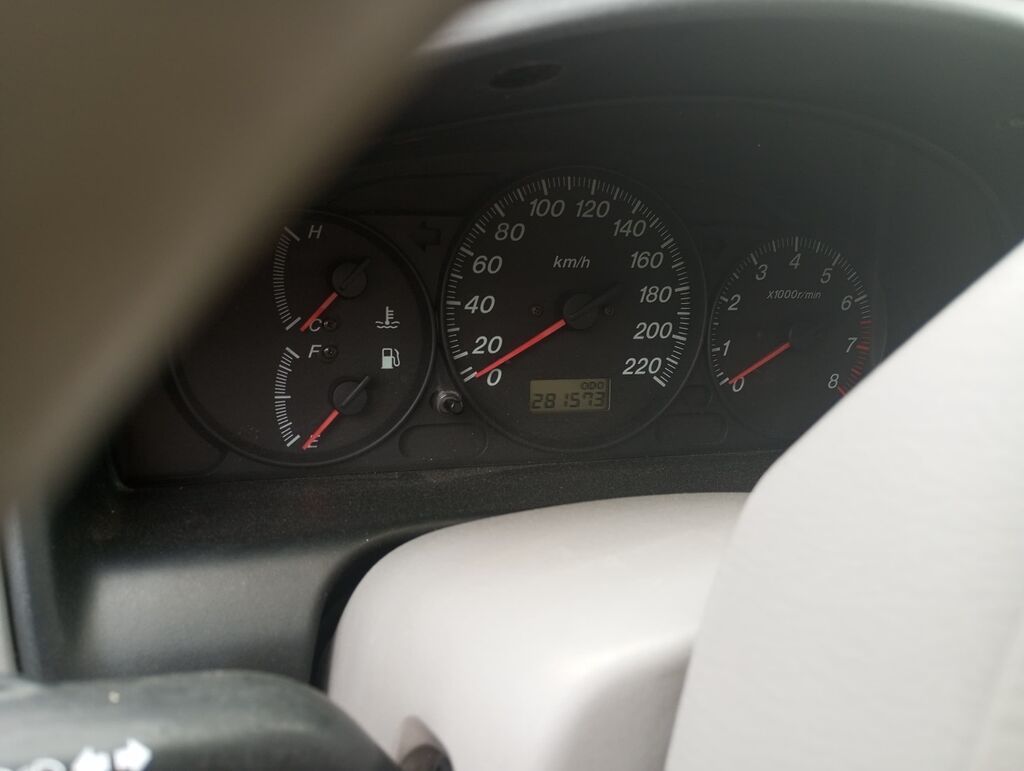 Mazda PREMACY: 2002 г., 1.9 л, Автомат, Бензин: фото 8