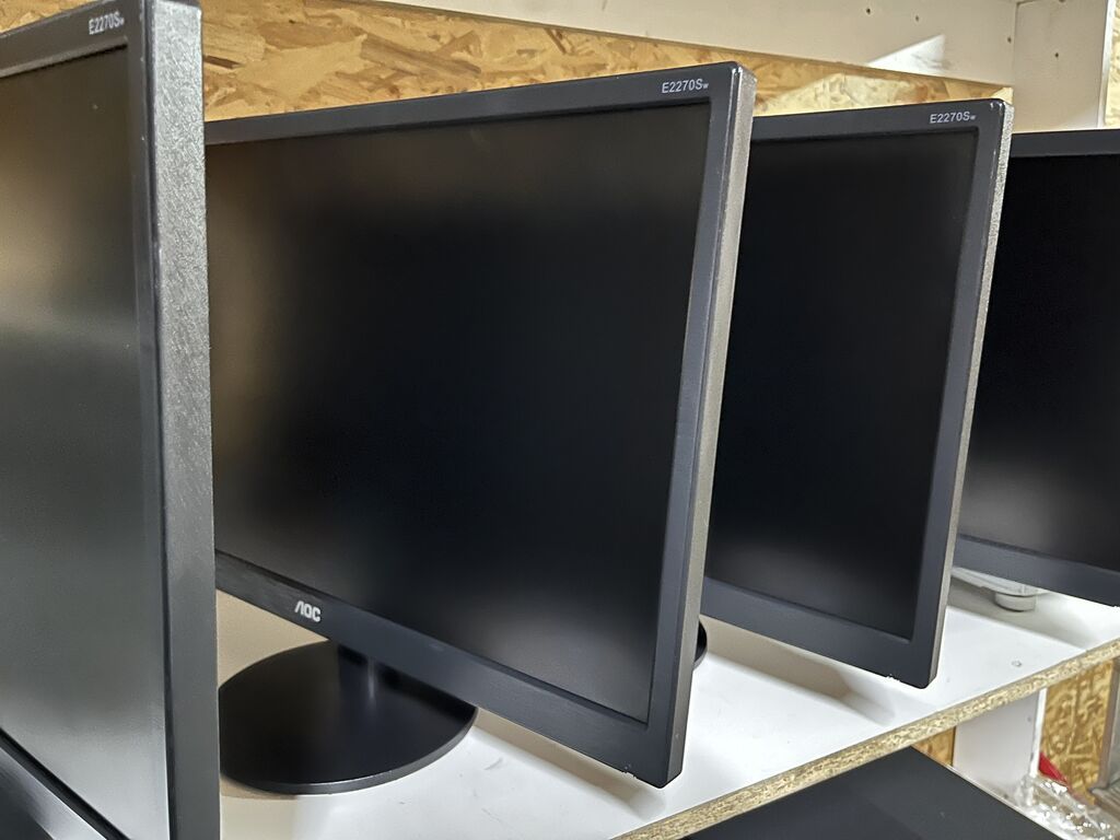 Компьютер, ядер - 4, ОЗУ 8 ГБ, Для несложных задач, Б/у, Intel Core i3, Встроенная видеокарта, HDD + SSD: фото 2