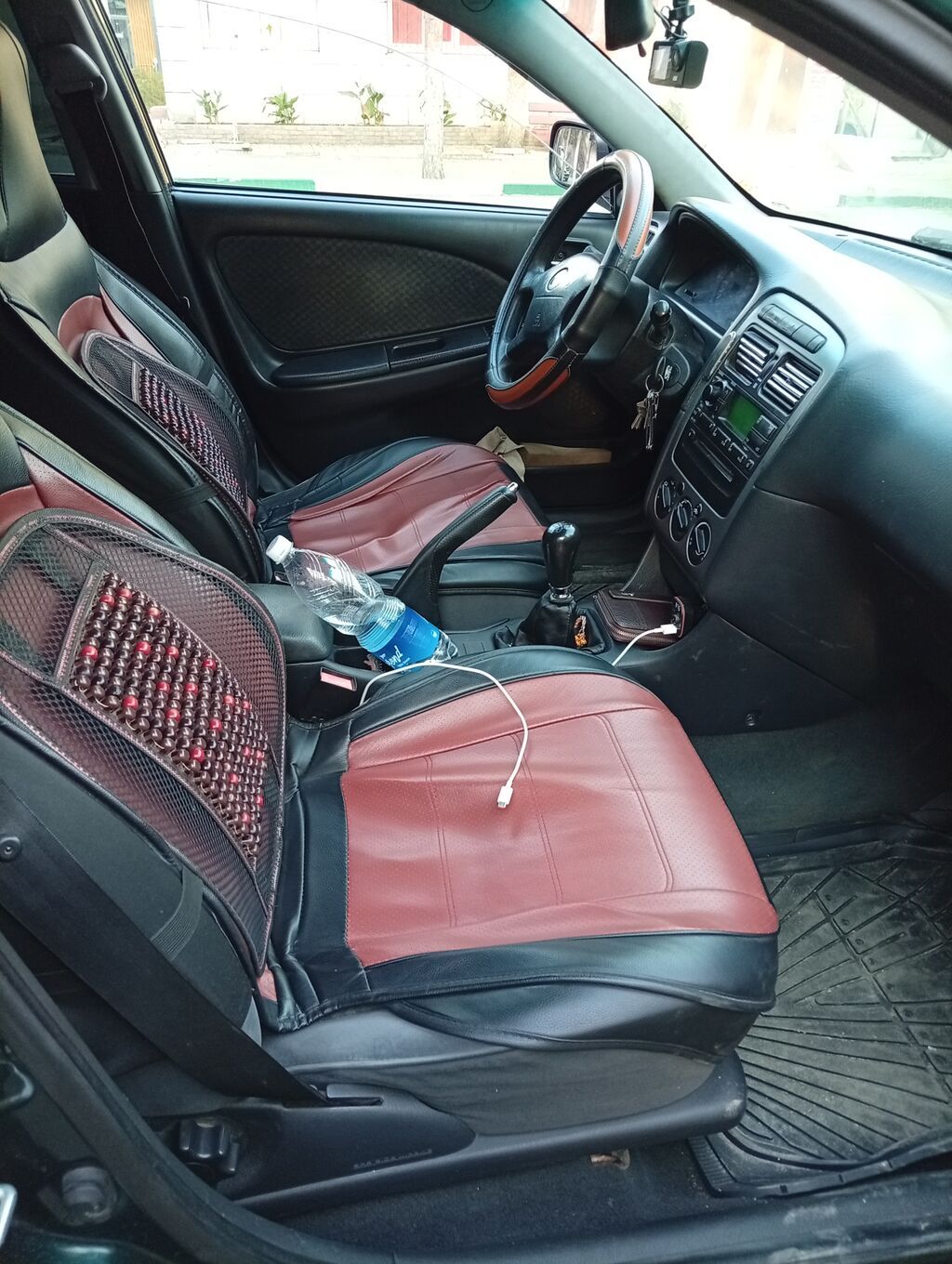 Toyota Avensis: 2000 г., 1.8 л, Механика, Газ, Седан: фото 6
