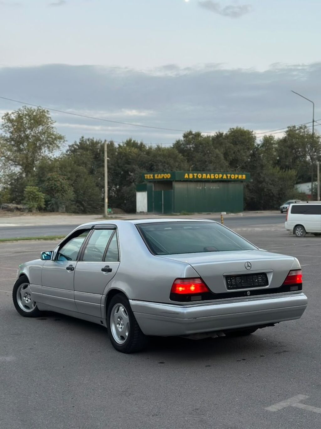Mercedes-Benz S-Class: 1997 г., 5 л, Автомат, Бензин, Седан: фото 3