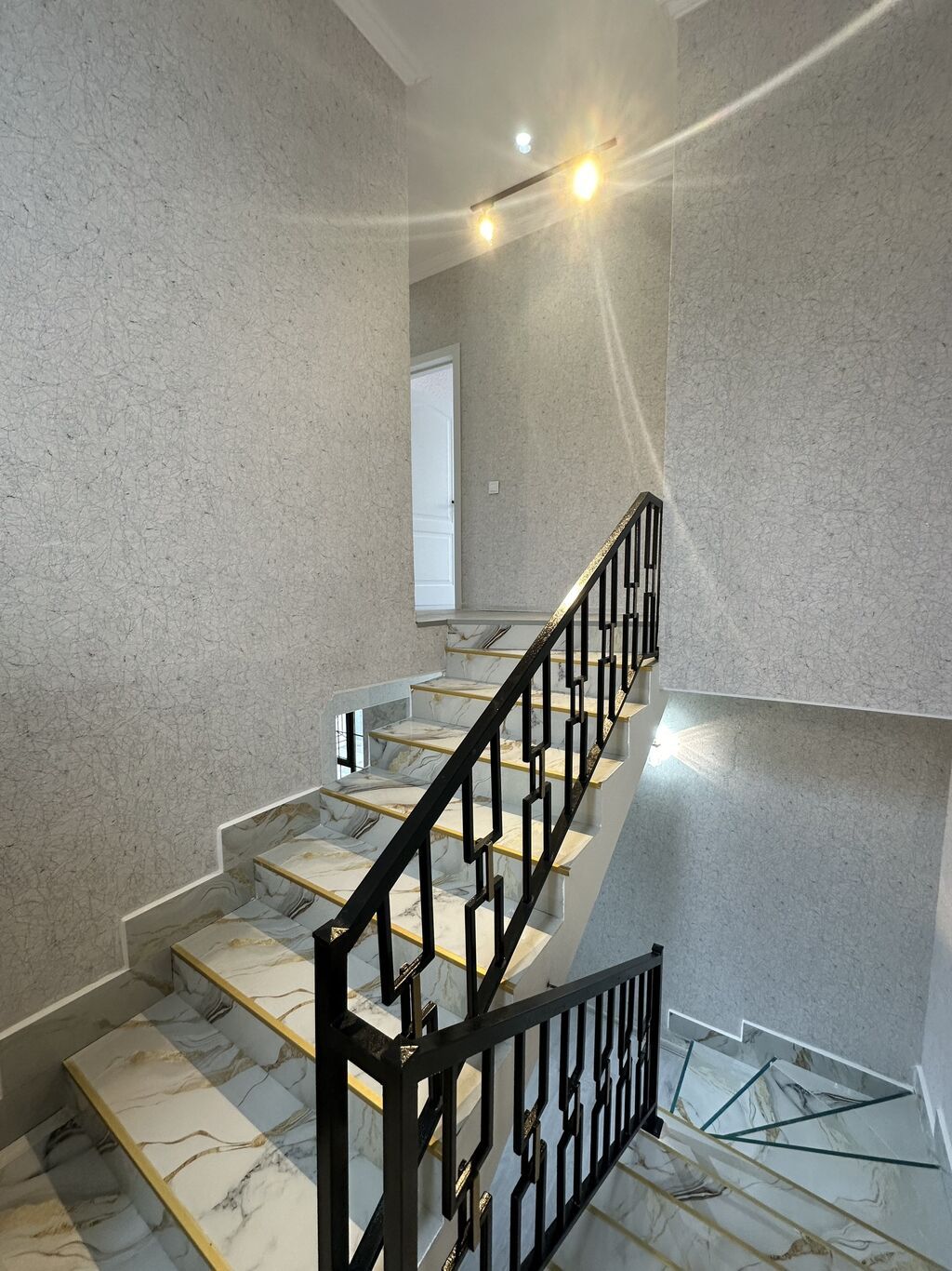 4 otaqlı, 155 kv. m, Kredit yoxdur, Yeni təmirli