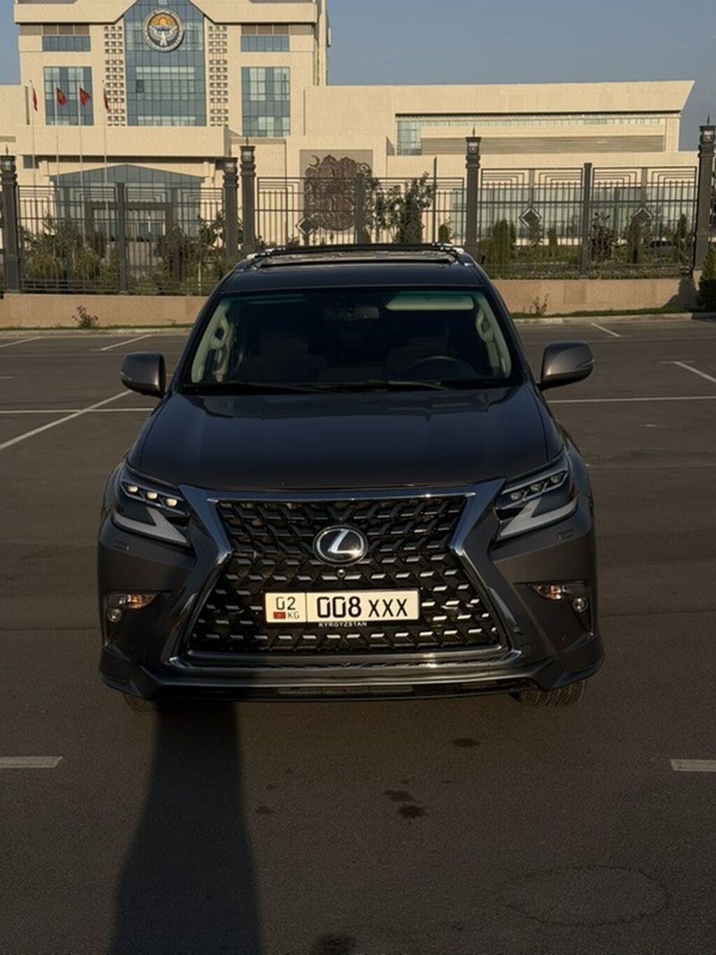 Lexus GX: 2010 г., 4.6 л, Автомат, Бензин, Внедорожник: фото 2