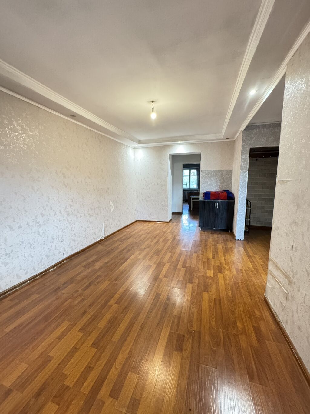 2 комнаты, 40 м², ул. Алматинка / Чуй Хрущевка, 4 этаж, Старый ремонт: фото 2