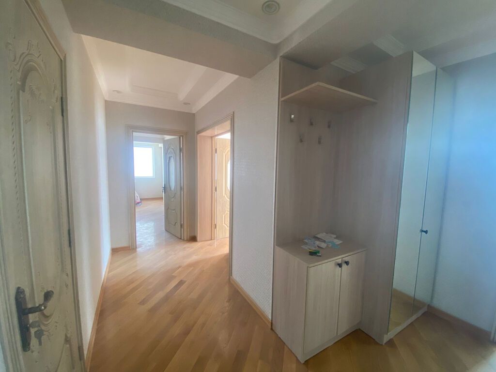 3 otaqlı, Yeni tikili, 131 kv. m