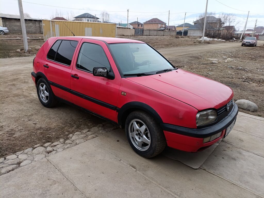 Volkswagen Golf: 1994 г., 2 л, Механика, Бензин, Хэтчбэк: фото 5