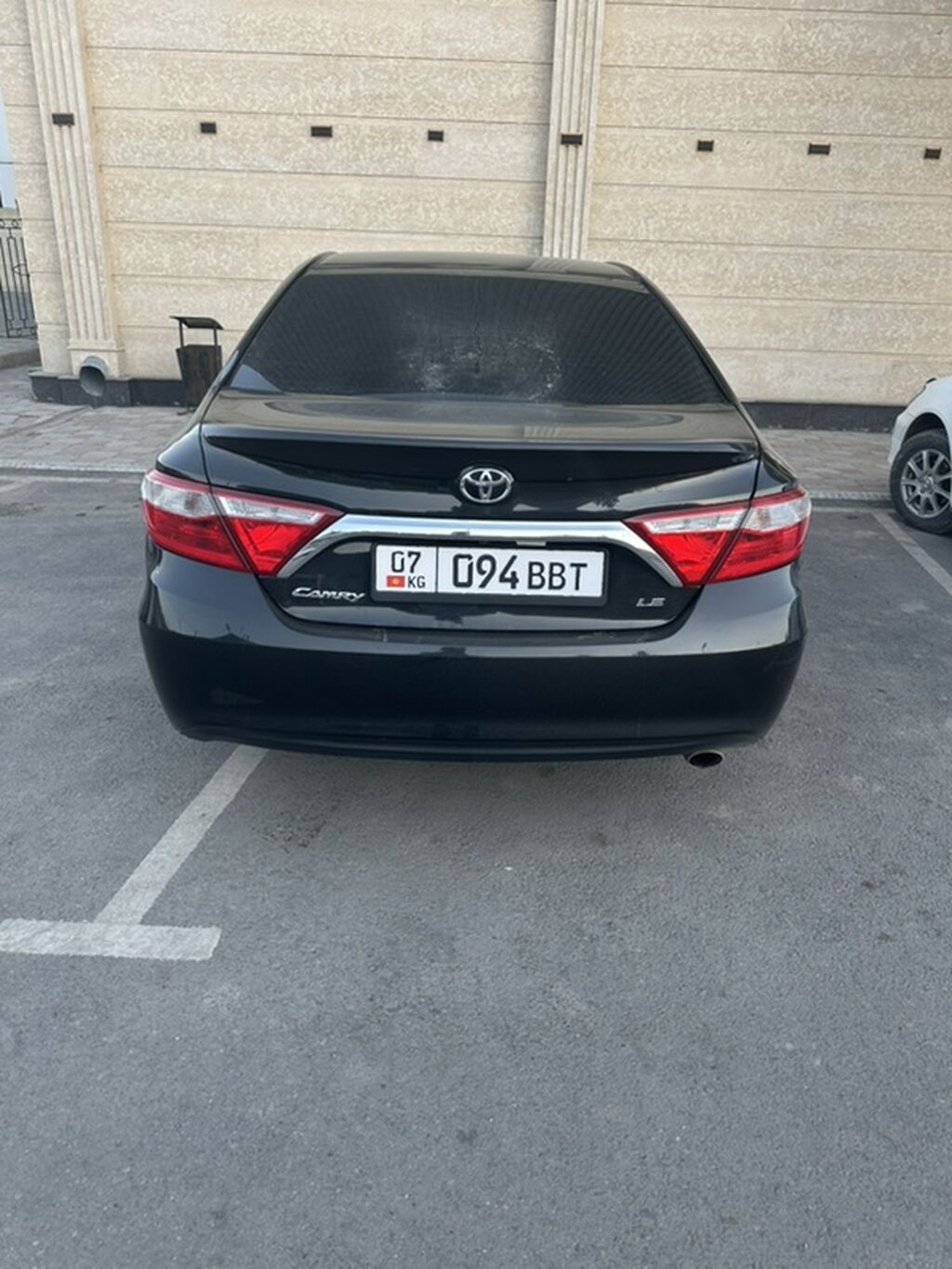 Toyota Camry: 2016 г., 2.5 л, Автомат, Бензин, Седан: фото 3