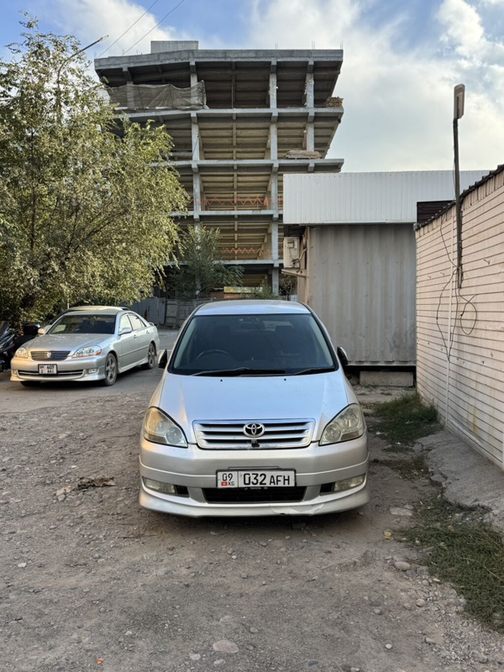 Toyota Ipsum: 2002 г., 2.4 л, Автомат, Бензин, Минивэн: фото 2