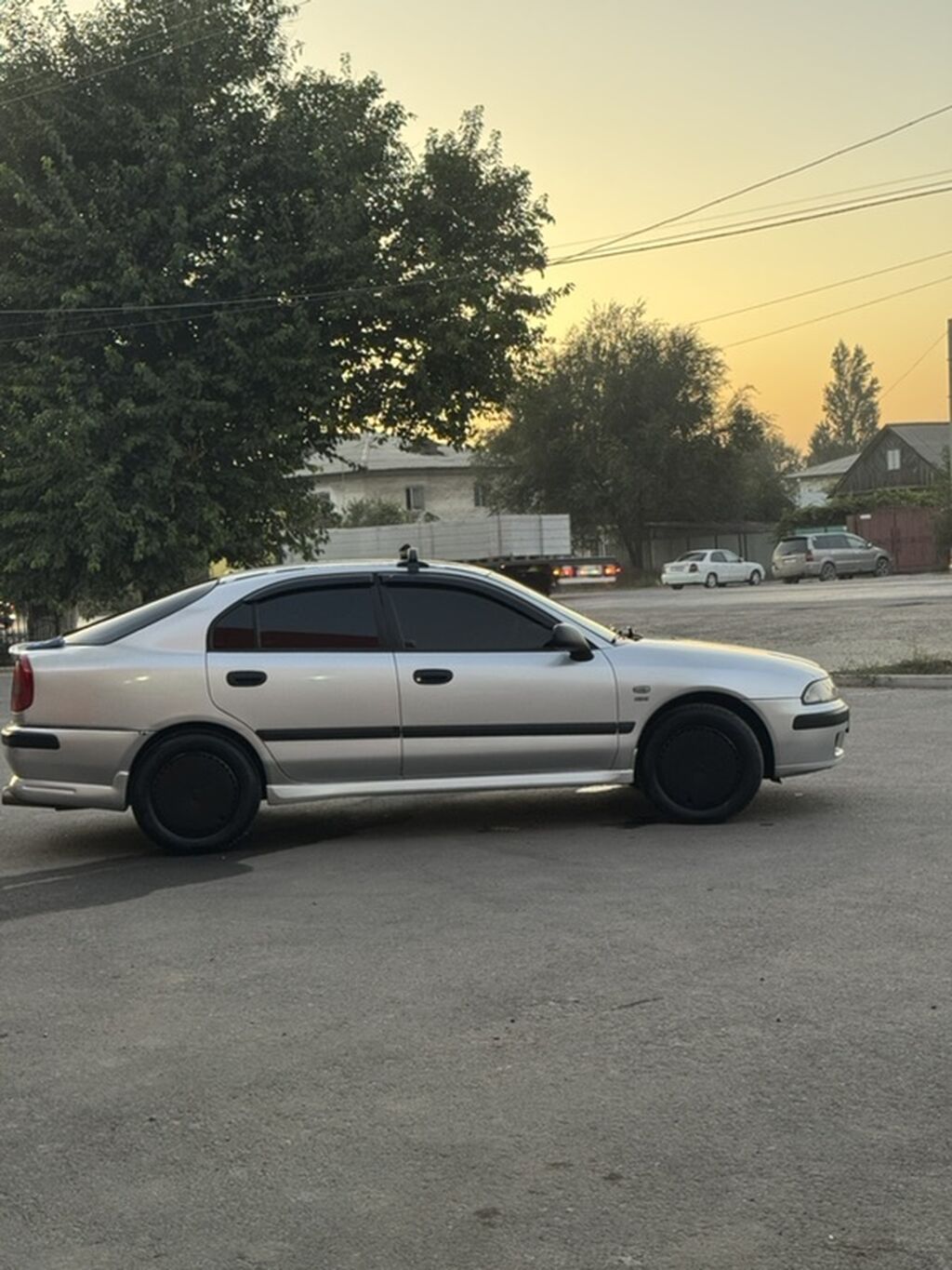 Mitsubishi Carisma: 2003 г., 1.6 л, Механика, Бензин, Седан: фото 7