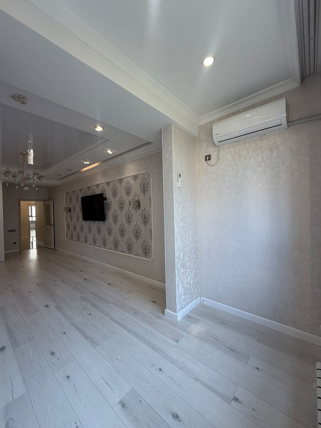 2 комнаты, 90 м², Золотой квадрат Элитка, 4 этаж, Евроремонт
