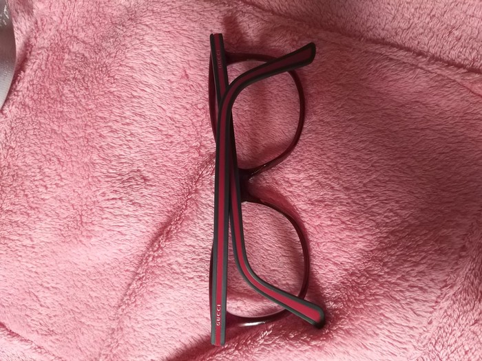 Ostalo: Original GUCCI dioptrijske naocare
na lalafo.rs Original GUCCI dioptrijske naocare
- Cacak