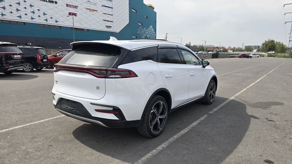 BYD Tang: 2021 г., 1.5 л, Автомат, Электромобиль, Внедорожник: фото 4