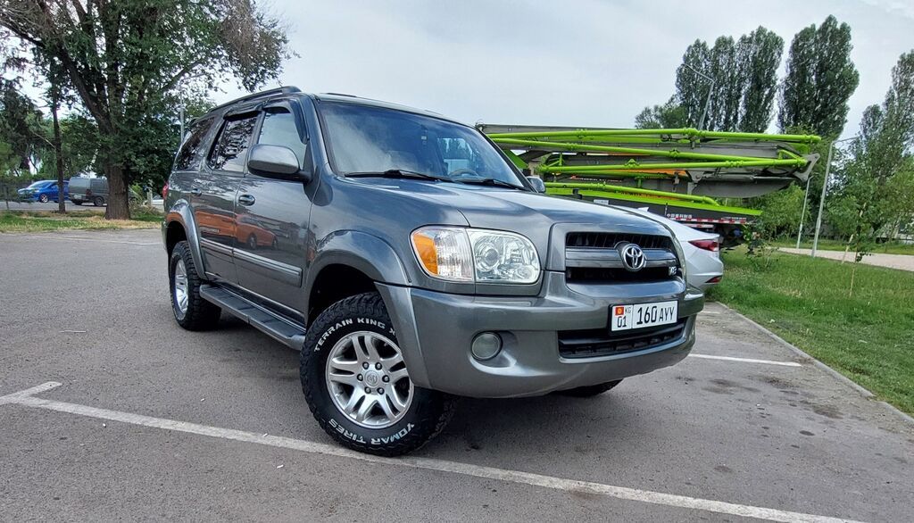 Toyota Sequoia: 2005 г., 4.7 л, Автомат, Газ, Внедорожник: фото 3