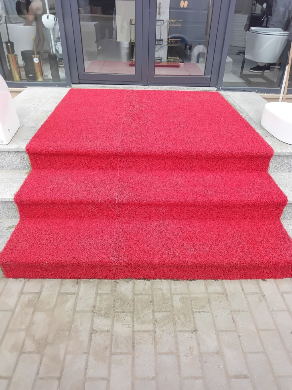 Pilləkanlar üçün sürüşməyə qarşı PVC xalça örtüyü - Təyinat