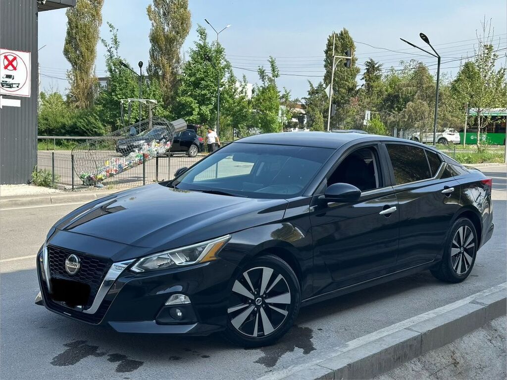 Nissan Altima: 2019 г., 2.5 л, Автомат, Бензин, Седан: фото 2