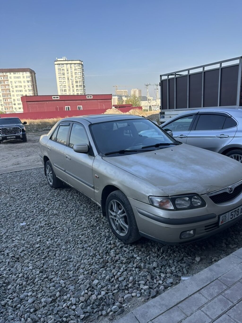 Mazda 626: 1998 г., 1.8 л, Механика, Бензин, Седан: фото 1